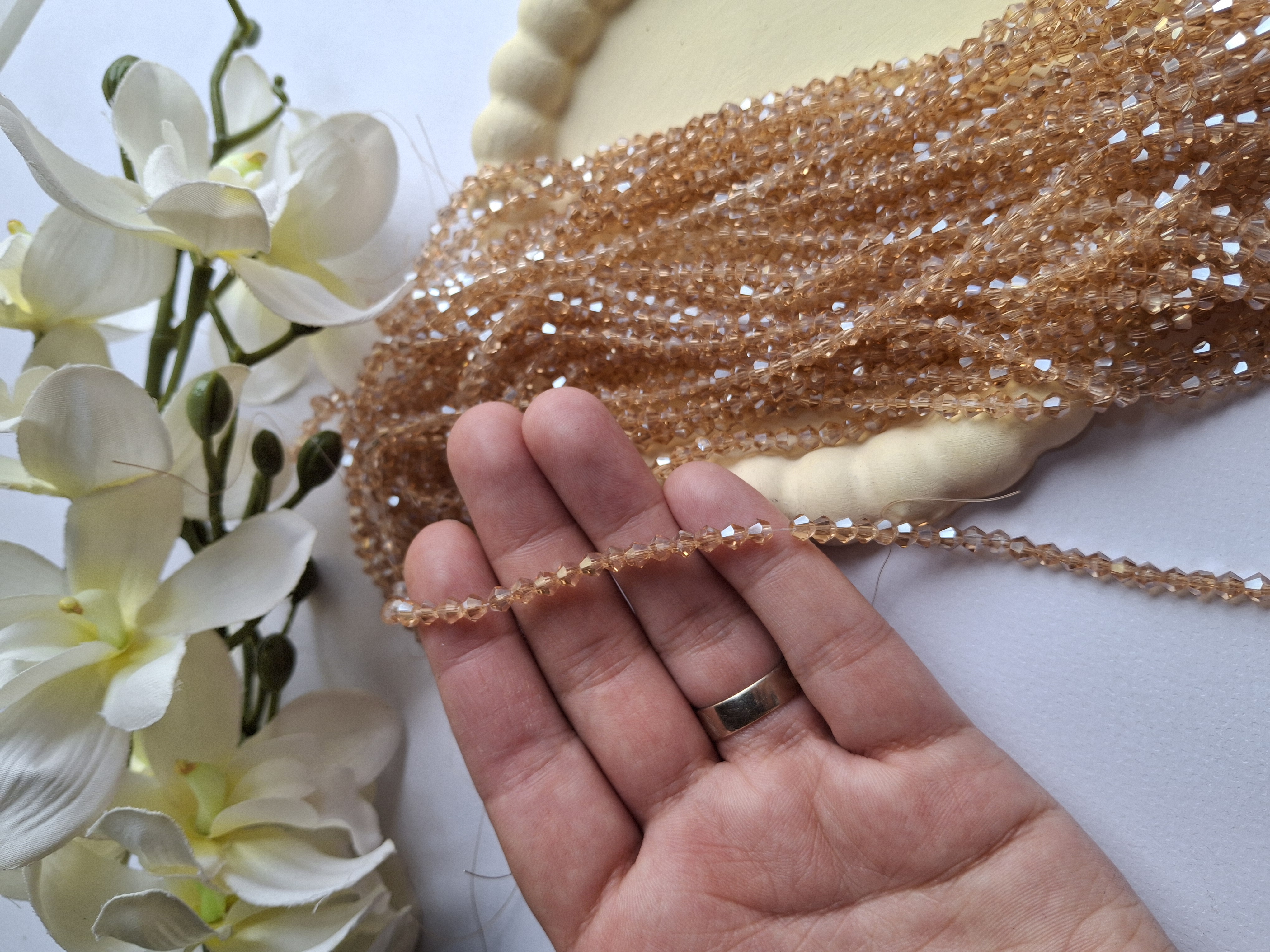 کریستال مخروطی 4