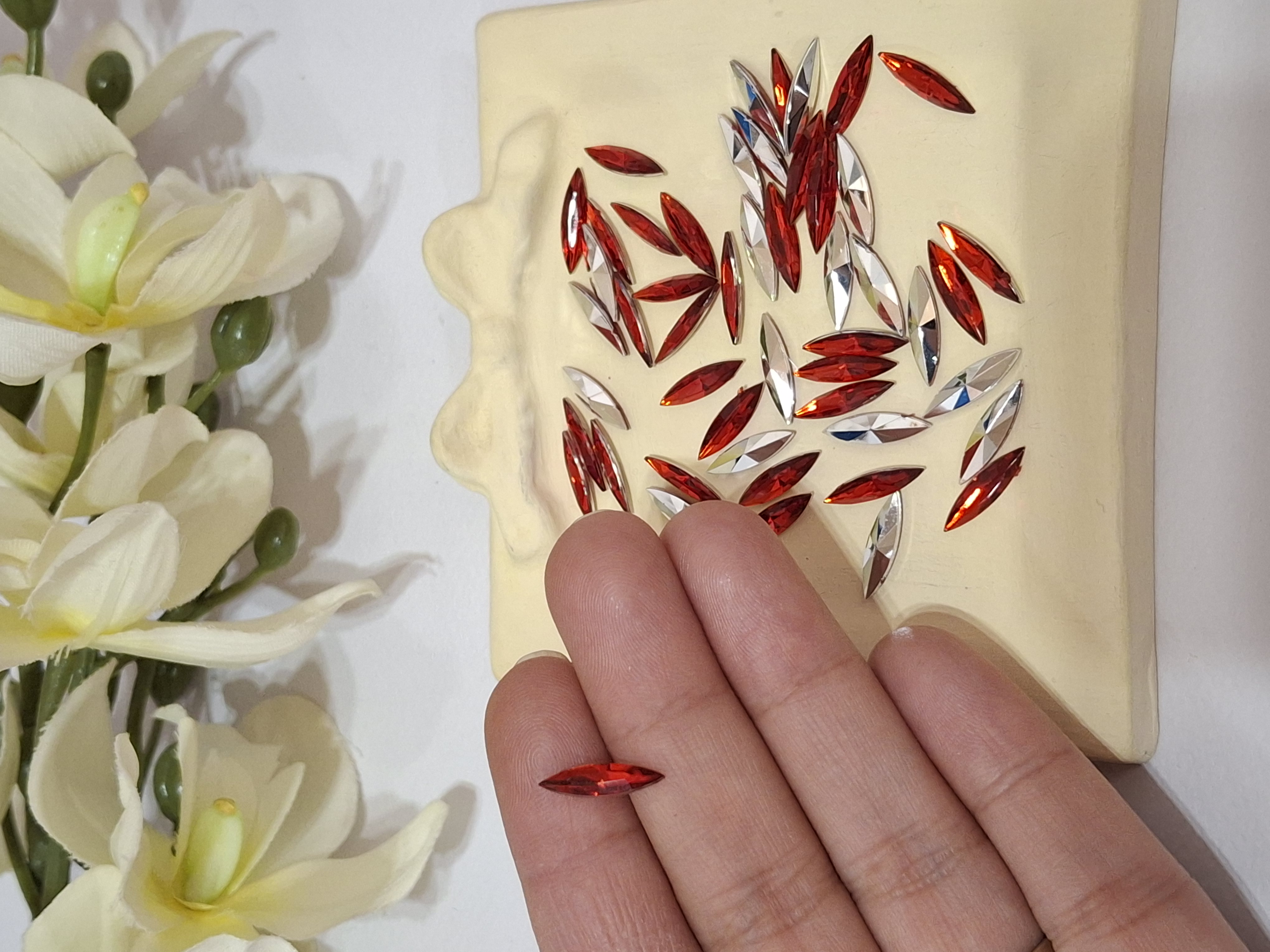 نیزه ای قرمز 4×15 پلاستیکی