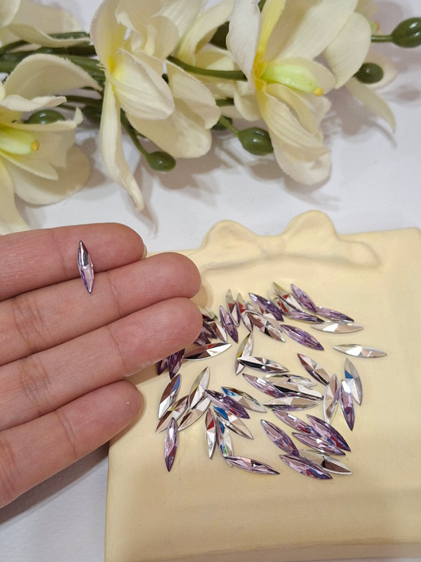 نیزه ای صورتی کم رنگ 4×15 پلاستیکی