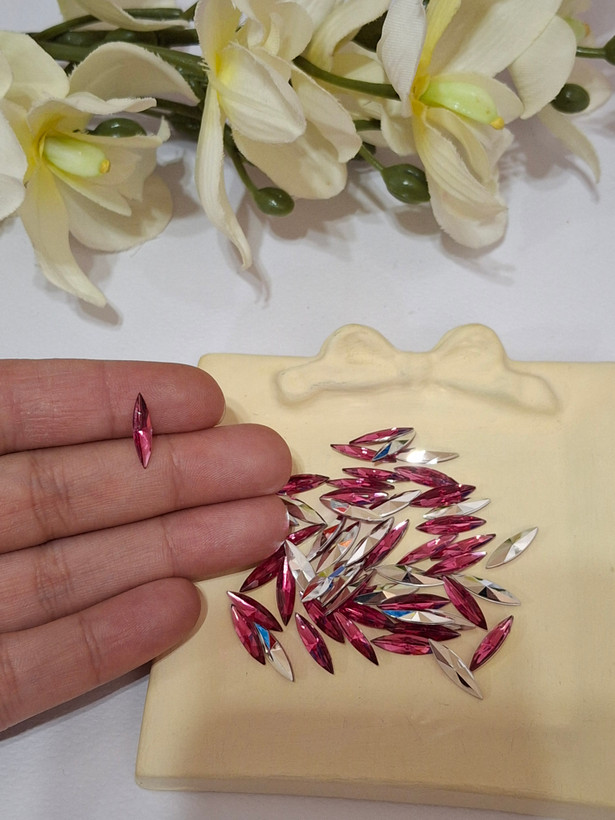 نیزه ای سرخابی ۴×۱۵ پلاستیکی